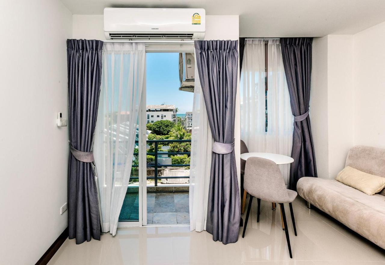 Beach 7 Condo Pantai Jomtien Bagian luar foto