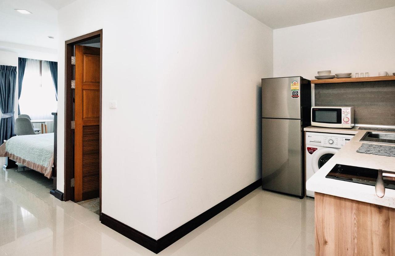 Beach 7 Condo Pantai Jomtien Bagian luar foto