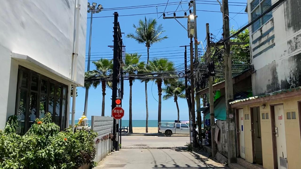 Beach 7 Condo Pantai Jomtien Bagian luar foto
